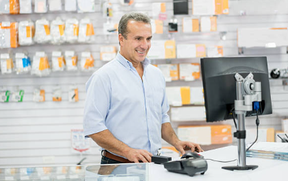 Electronics Store Manager